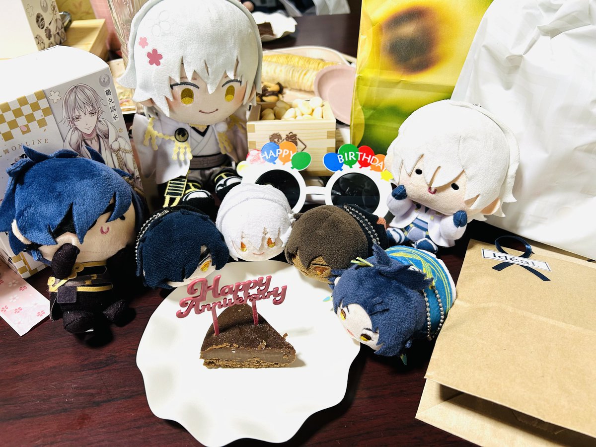 豆まきしに来たらサプライズで誕生日祝ってもらってちょっとよくわかんないんですけど、ありがとうございます、泣きました🐉❤️