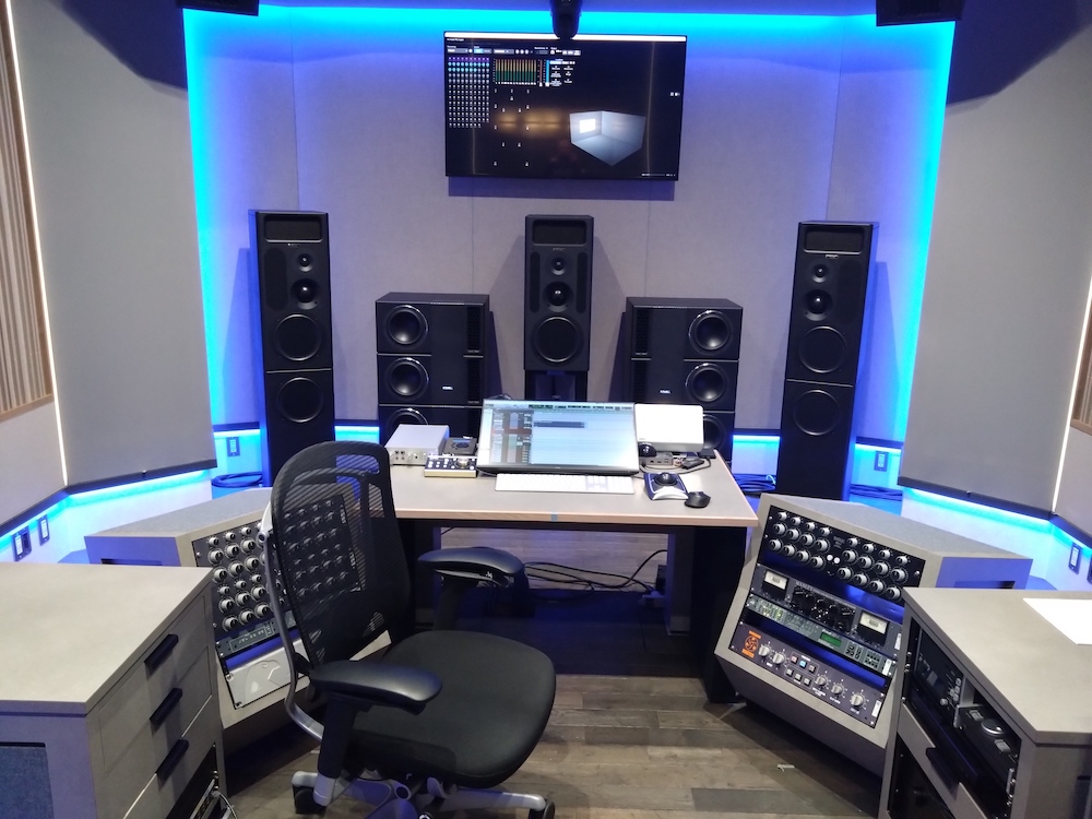 上白石萌音さんの歌手デビュー10周年アルバム「texte」
レコーディングをお手伝いをしております
楽しかったなー ♪

写真は素敵なユニバーサルミュージックさんのアトモススタジオ
x.com/TohoEnt/status…