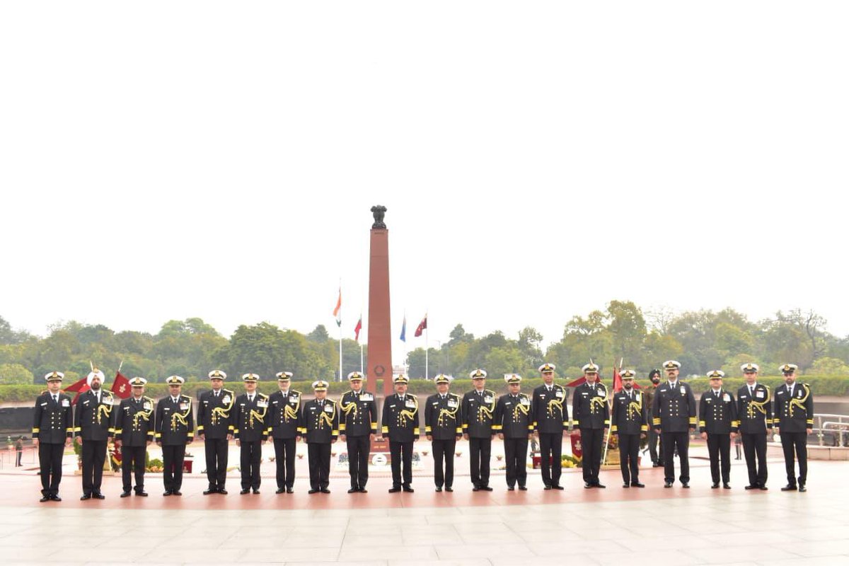 salute2soldier's tweet image. On the 50th #RaisingDay of #IndianCoastGuard, DG Paramesh Sivamani, AVSM, PTM, TM, paid homage to the #Bravehearts of #IndianArmedForces at #NationalWarMemorial—honouring sentinels who guard our seas &amp;amp; uphold maritime security—on behalf of the entire #ICG fraternity.