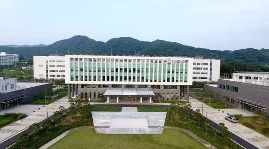 Youngjun Kim tweet media