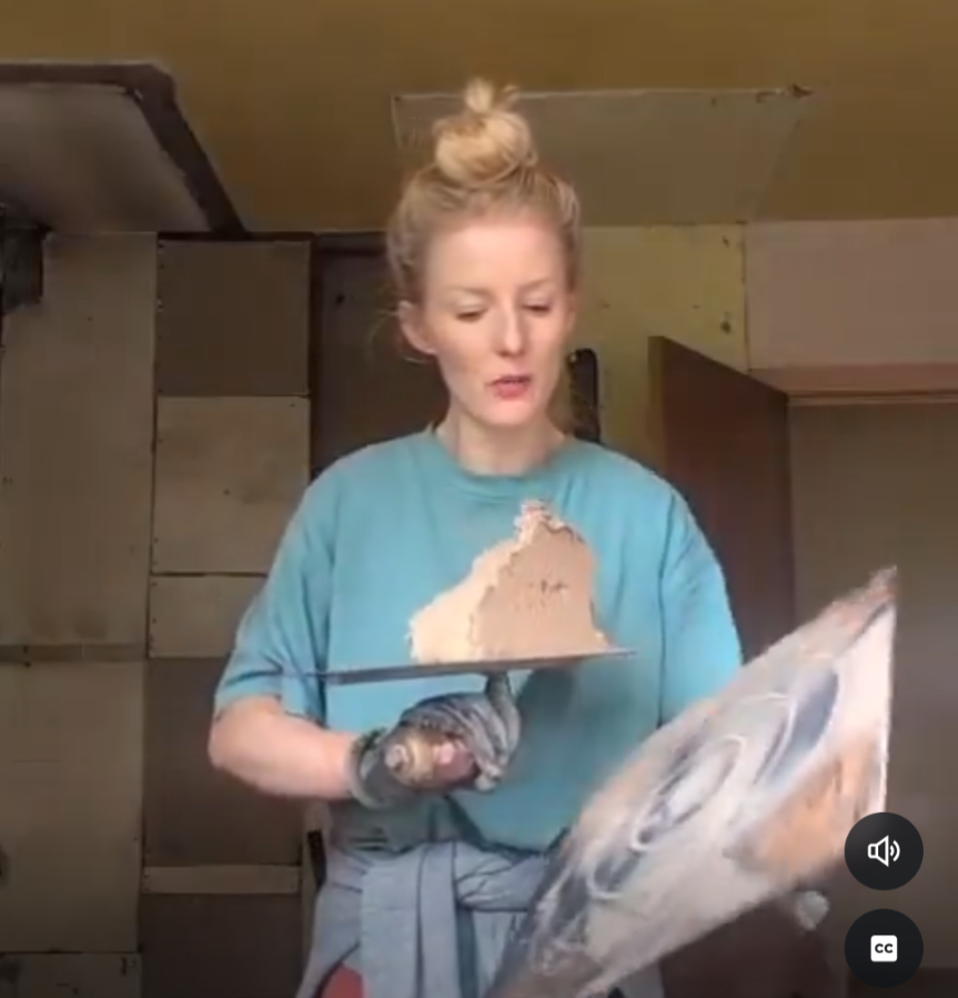 UntenableX's tweet image. We can draw a few conclusions from this laughablely transparent piece of performative PR from Green Party candidate, Hannah Spencer:

1. She can't plaster. That lump is never going on the wall.

2. She can't board out. The boards on the wall behind her look like they were done by…