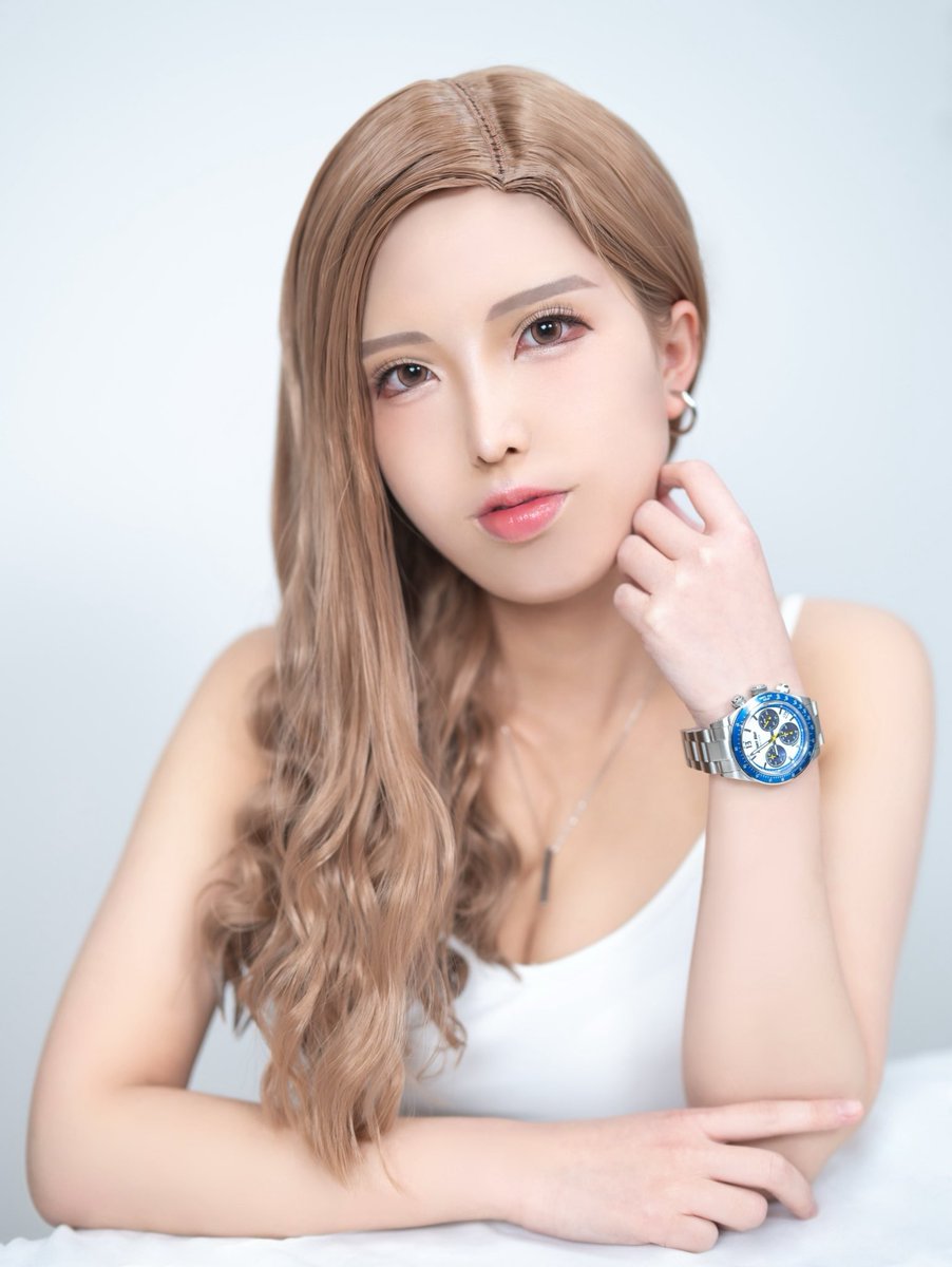 mogumogun89's tweet photo. ※コスプレ
時計専門店タイムタイム様より『佐藤真子モデル_特別ver(沙雪)』をいただきました！上品さもありつつかっこいいインパクトブルーらしい青色がとっても素敵で、BLITZさんのメーターモチーフがお気に入りです！☺️✨

商品ページはコチラから👇
https://t.co/ljgfjypqD5

#PR #プロモーション https://t.co/nIssu5eggd