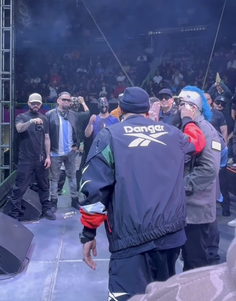 Momento exacto donde Danger le aleja el micro a Chili 🚬