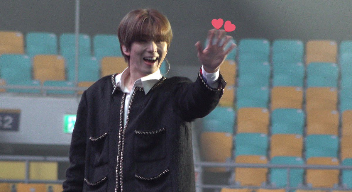 Mon_d_u's tweet photo. 아ㅜ진짜 기현이 너무 이쁨ㅜㅜㅜ https://t.co/B64DIYkoJc