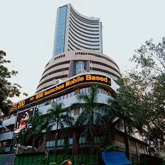 Businessvala's tweet photo. 🚨Govt hike STT (Securities Transaction Tax)

To raise STT on Futures from 0.02% to 0.05%

To raise STT on options premium from 0.1% to 0.15%

#Budget2026 https://t.co/7BsfBKtGvt
