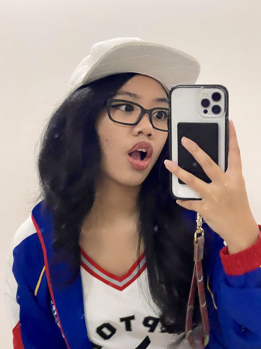 GenesisAlxis tweet media