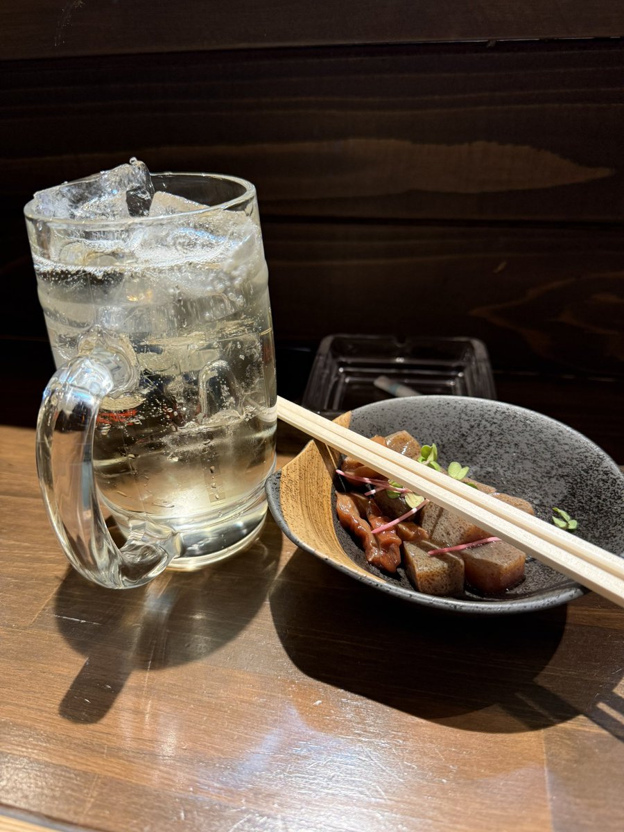 今日は遅遅から呑み開始😋
呑むんは久しぶり〜
いつも呑んでる訳ちゃうからね💦
＃西成わかわく酒倶楽部