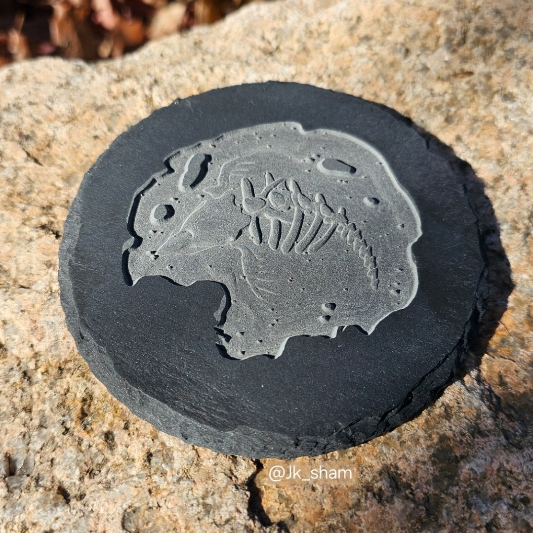 젤다온에 들고 갈 아이들 입니다.

핸드메이드로 소량 제작
🍤백룡 키링 8×19~20cm (금색 키링+4cm)
🐋고래 화석(더 깊게 조각 중)
✨️홀로그램 키링 3종 (별키링)

📅주문기간: 1일(10시 오픈)~6일

현장 수령폼:witchform.com/deposit_form.p…
통판폼:witchform.com/deposit_form.p…

#젤리전_부스홍보 #젤리전