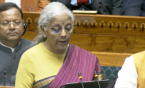 OrissaPOSTLive's tweet image. Union Budget 2026–27: Finance Minister Nirmala Sitharaman announced a new dedicated freight corridor from Dankuni in the East to Surat in the West to promote environmentally sustainable cargo movement.

#UnionBudget2026 #FreightCorridor #SustainableLogistics #Infrastructure