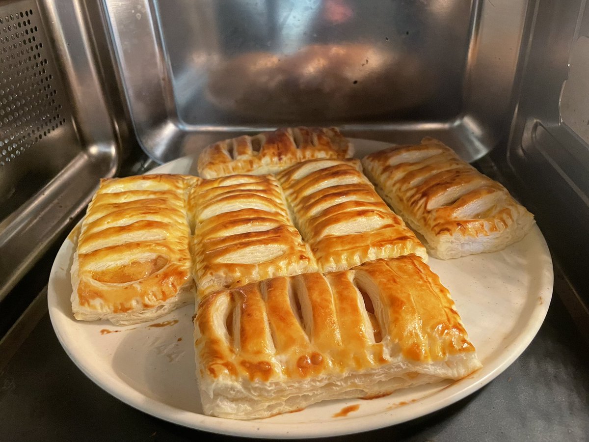 m様・有難うございました✨ できたー🍎 さて今日も仕事するかぁ。