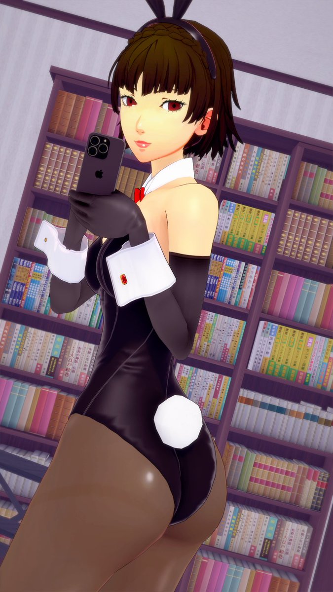 Makoto going undercover in style.

Model by Evaan.
Updated by ShepirotCloud.
Outfit by me.