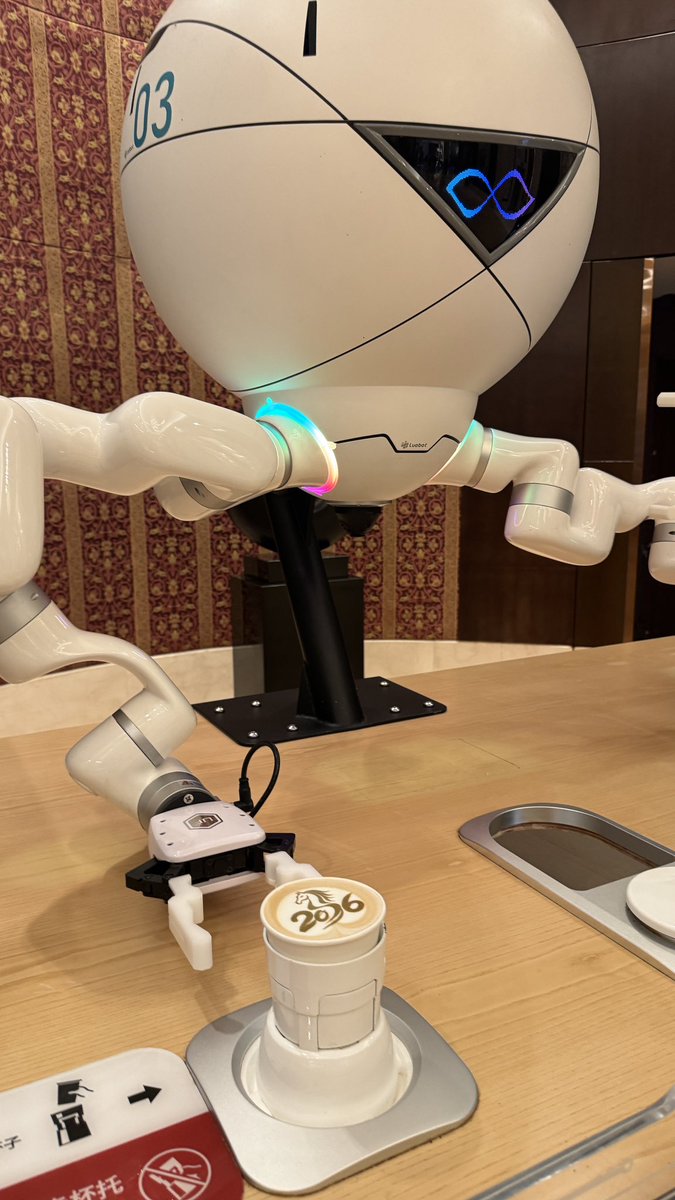 PanBotica tweet media