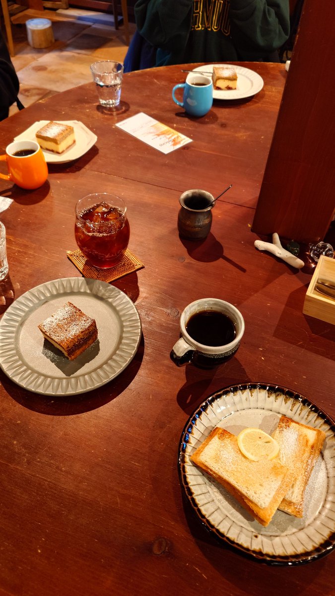 K_chan_xxx's tweet photo. カフェはしご🪜 https://t.co/GAWwcV5CQY