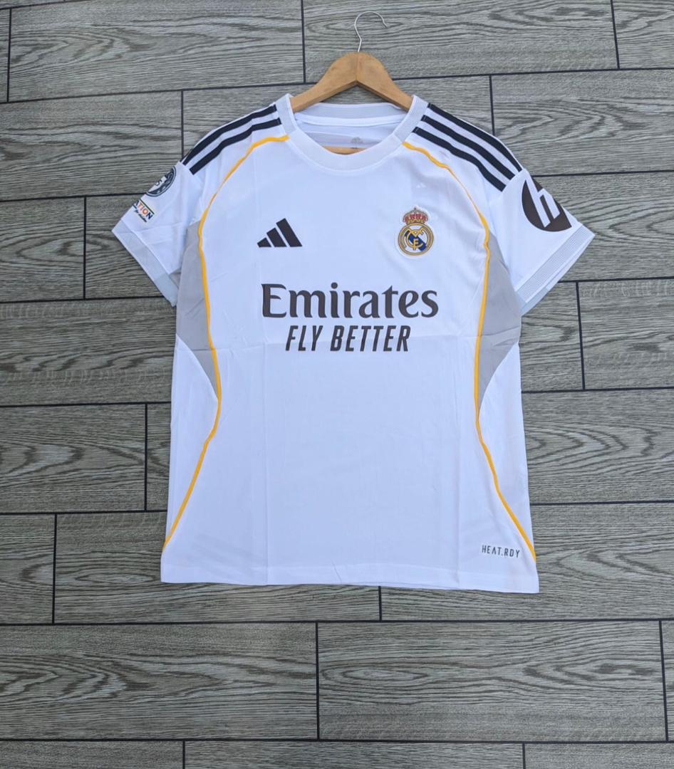 YuzzoMaster tweet media