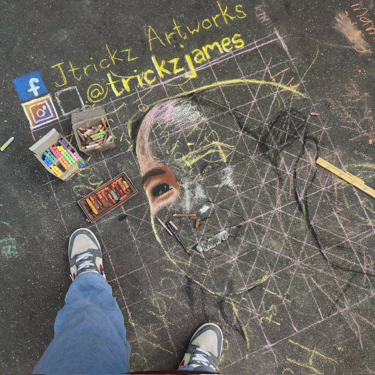 trickzjames's tweet photo. Caprice 🎨
#chalkart #CapriceCayetano #baguio #sessionroad https://t.co/fNqW9cfR3c