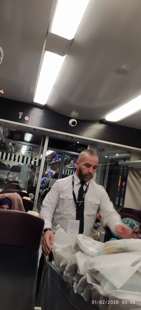 #خدمات داخل قطار 🚂 بشار تيندوف