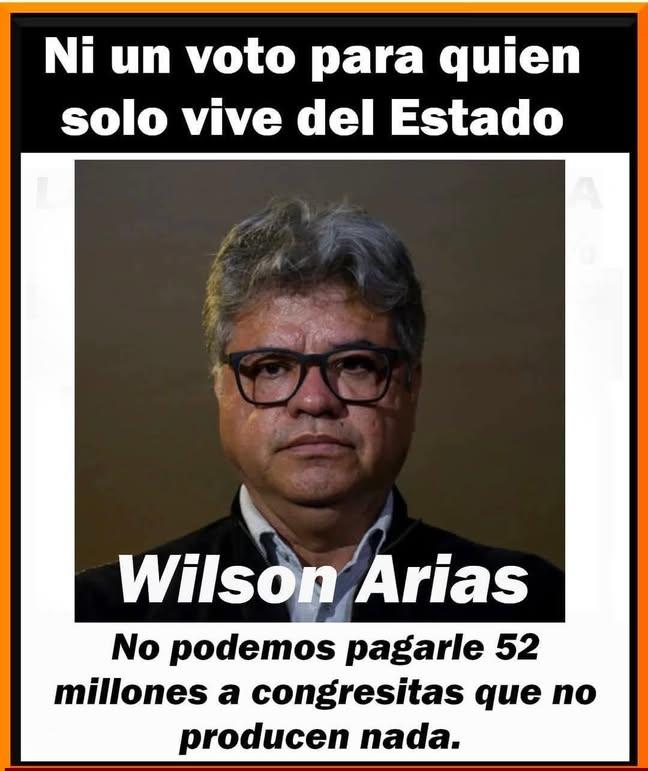 <a href="/wilsonariasc/">Wilson Arias</a> Este parásito <a href="/wilsonariasc/">Wilson Arias</a> ), no merece el salario de Senador, no lo merece