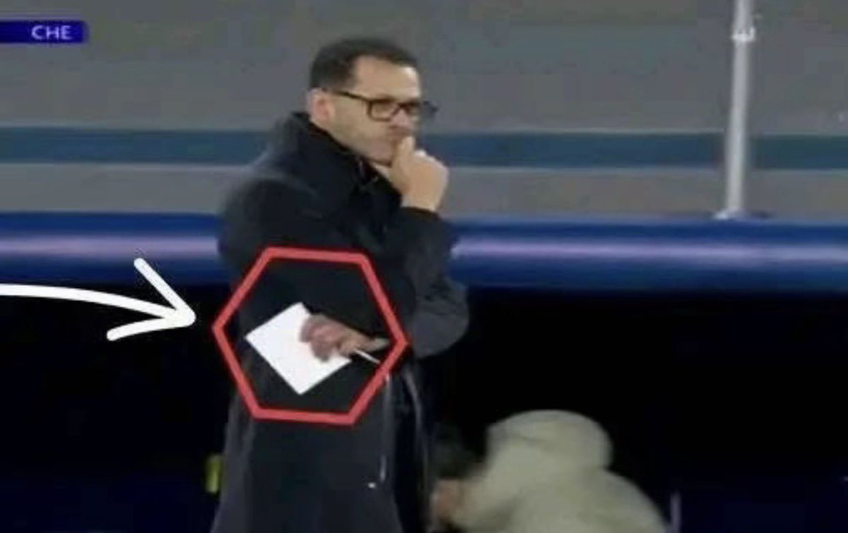 Varticoo's tweet photo. To beat Rosenior, you just gotta steal his notes. 😂 https://t.co/uBf6nWJmwS