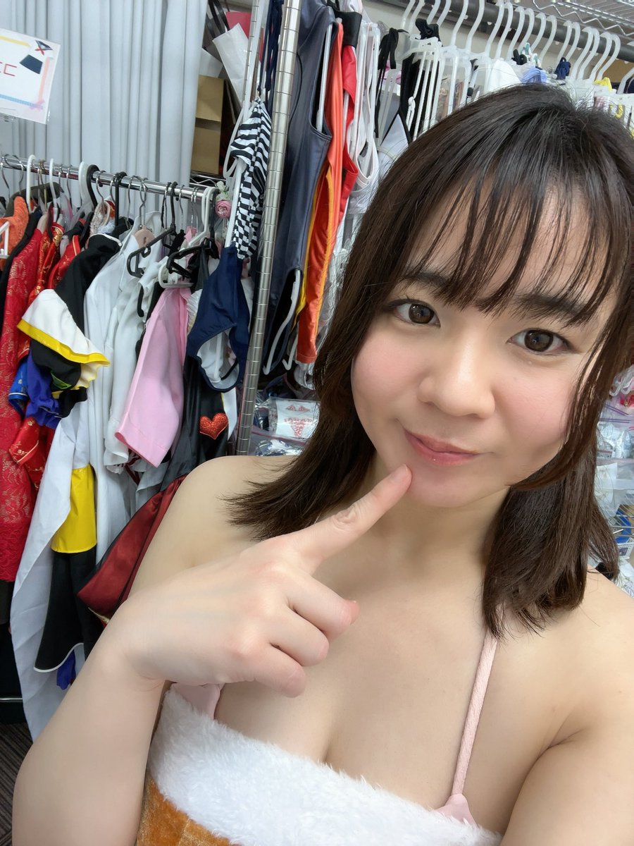 sonoda_yumii's tweet image. もうすぐEX MAX誌面の「足ツボ大陸」の出演をかけた、撮影会があります📸
2/7（土）は足を運んでほしいです❣️😭🙏

そして、もし、参加できないファンの方、チェキで応援よろしくお願いします🙇‍♀️🙏🩷
tokyolily.jp/products/20260…