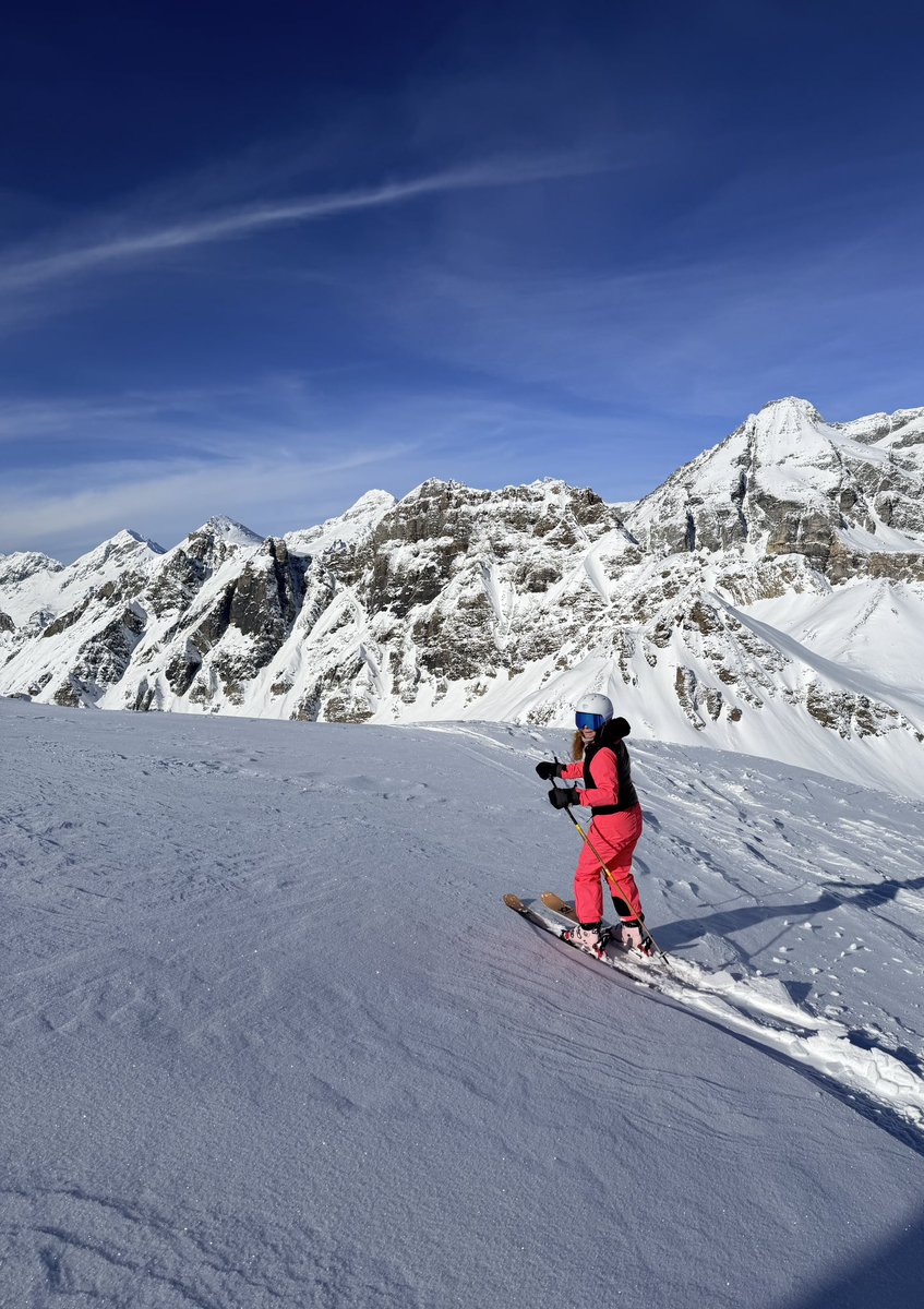 Skiing Italy before #winterolympics  <a href="/TeamUSA/">Team USA</a> … #skiing <a href="/sandomenico/">San Domenico Athletics</a> #Olympics in #italy 🇮🇹🎿❤️