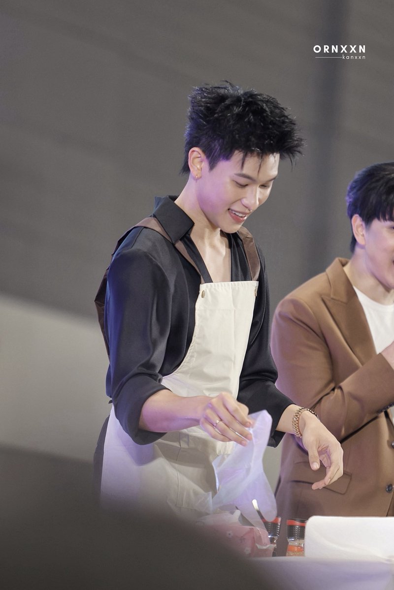 จริตนี้เลยมั้ยคับ ตอนที่หนูทำอาหารให้แฟนกิน 🥺

26TH CEO OFFROAD
#OffroadBD26thProject