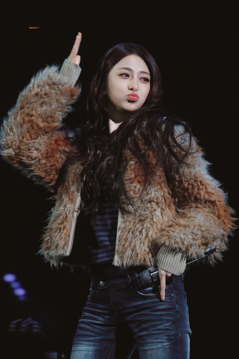 260201

#르세라핌 #LE_SSERAFIM 
#허윤진 #HUHYUNJIN #윤진 #ユンジン