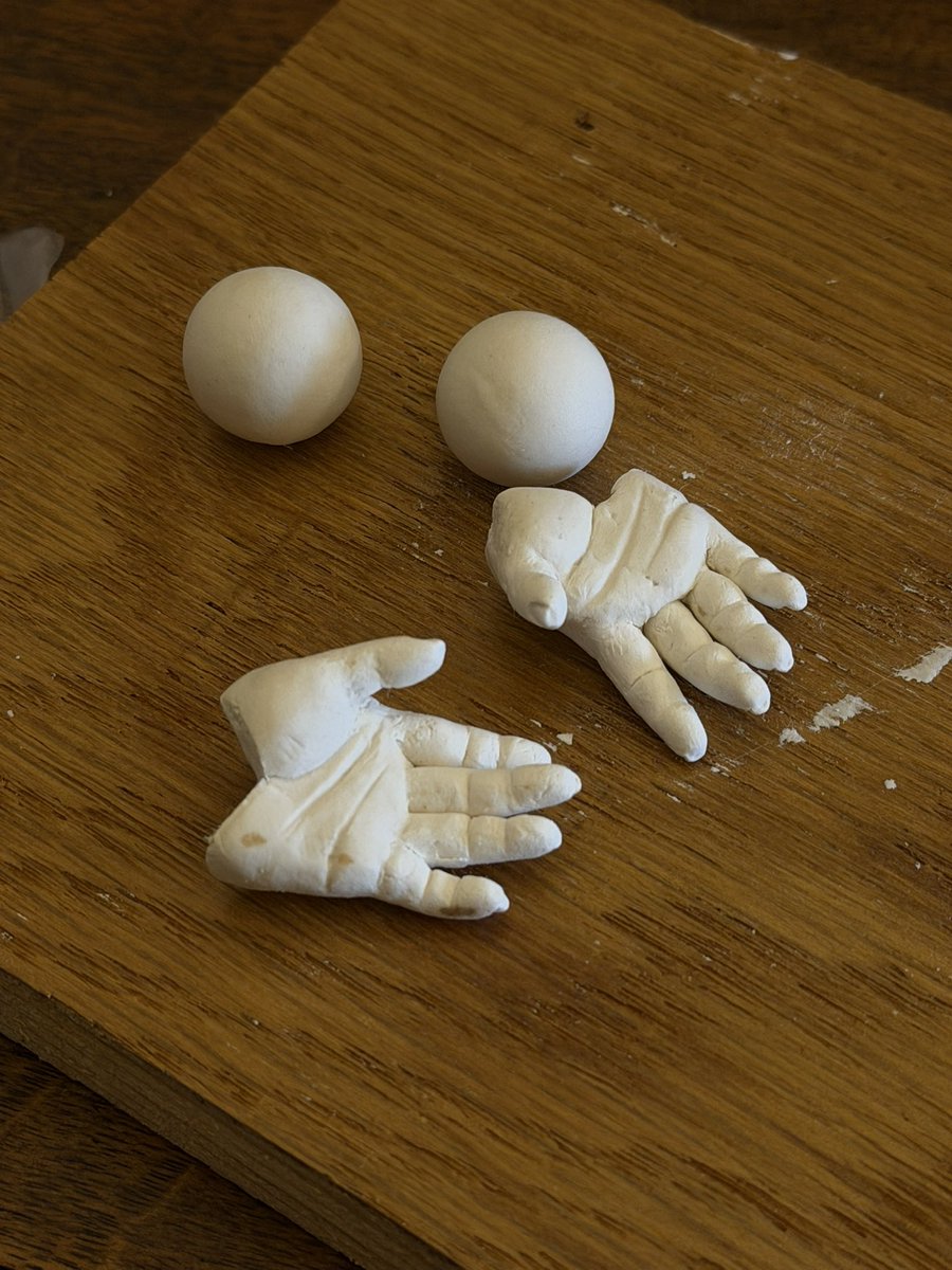 胖胖～今天是愉快的做小手日🥹