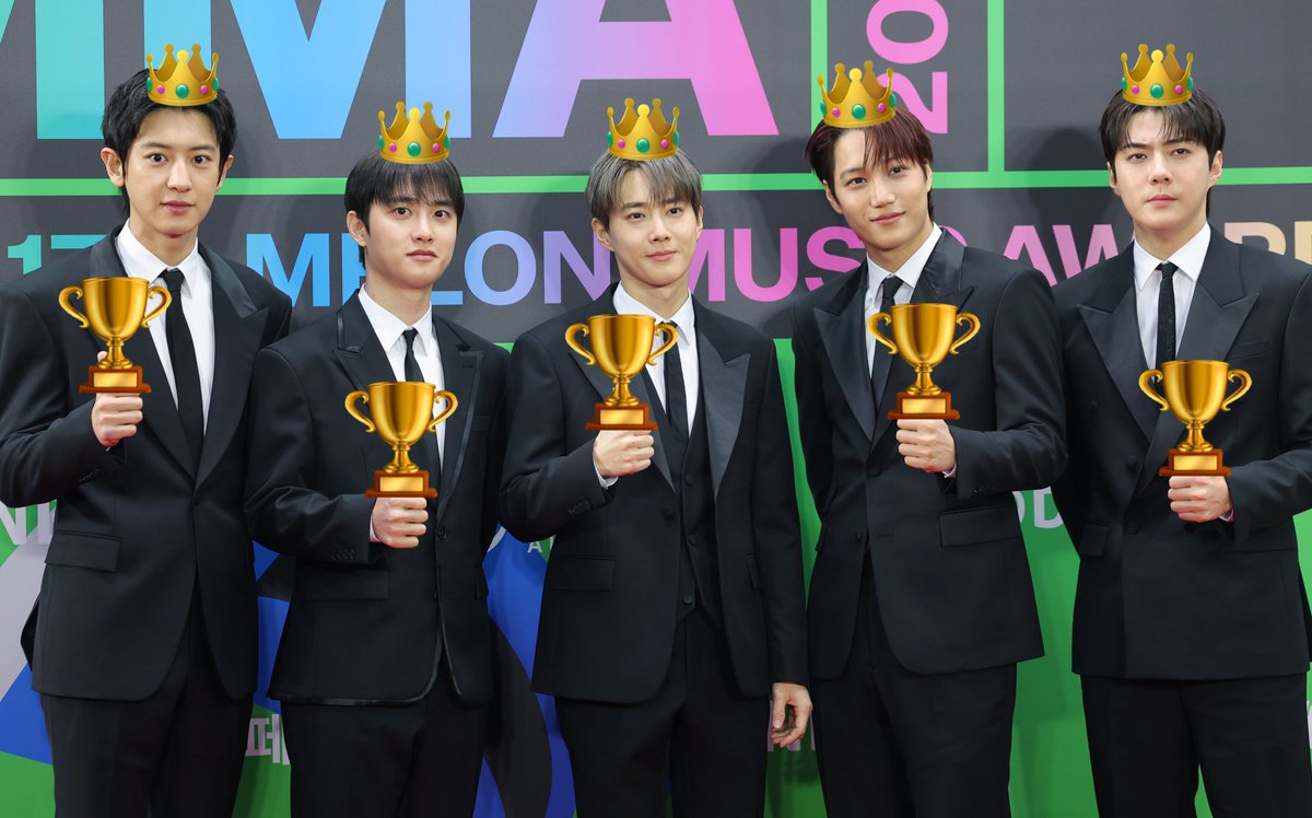 huncheek's tweet image. 👑  👑  👑  👑  👑
🐯  🐧  🐰  🐻  🐥
🏆  🏆  🏆  🏆  🏆
🫴🏻  🫴🏻  🫴🏻  🫴🏻  🫴🏻