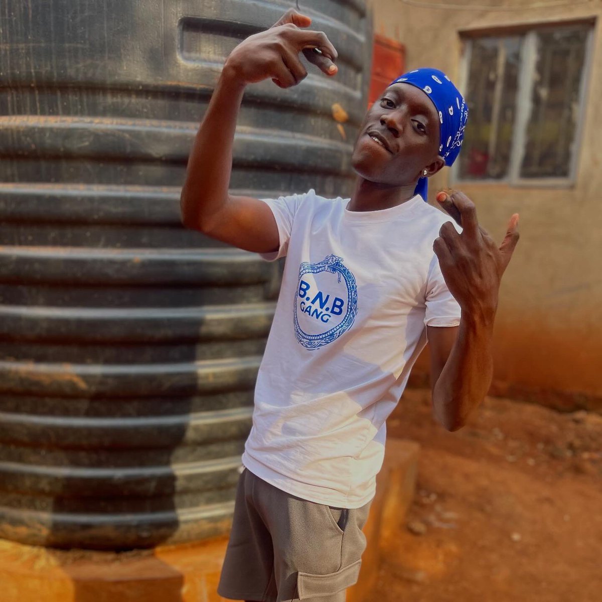 reydoc5's tweet image. NEERA is rocking tune around town. Gddddrrr 🤞🏿💙 
Link in Bio #bnbgang #neera #reydoc #biggestboy