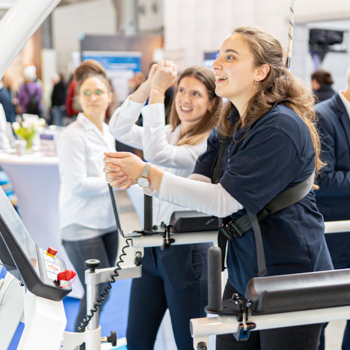 hpcosmos tweet media