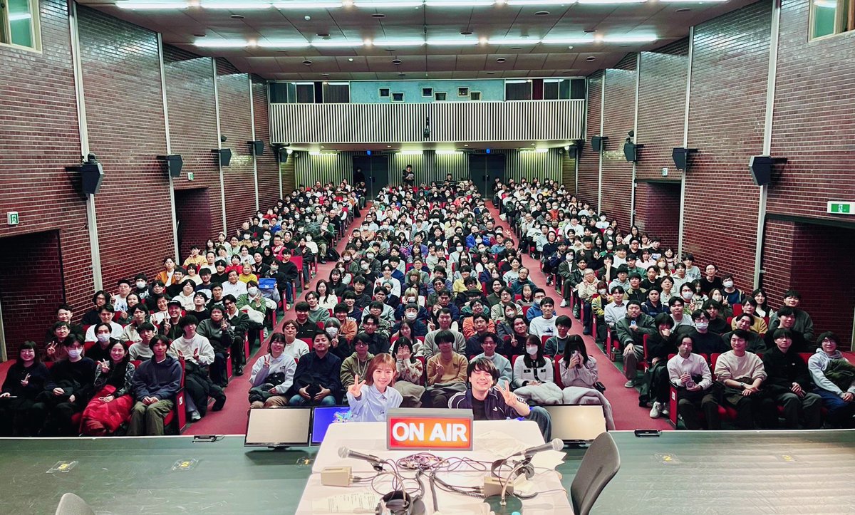 Wed_AC's tweet image. 🦀#ハスマナ ラジオイベント🦀

#紗倉まな(@sakuramanaTeee)さんを
ゲストにお迎えしての
過去飲み昼公演、終了しました！🍻

ｴｹﾁｪﾝの皆さまありがとうございました👶

感想はぜひ #ハスマナ でポストしてください！✍️
未来飲みの夜公演はこのあと17時開場予定⏰

#ダウ90000 #蓮見翔