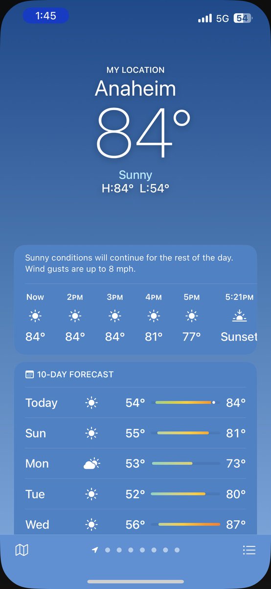 lianabruh's tweet image. 🥵 what a day! #windowsdown #musicup