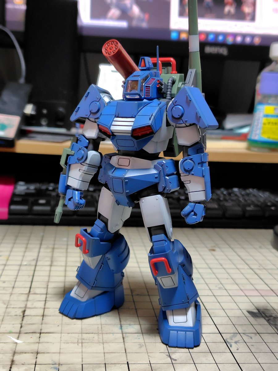 modeler_asei's tweet photo. MaxFactory1/72ダグラム塗装完了です😅

各所のフックだけ削ってコの字プラ棒を付けました。
足にもポリキャップを入れ込んで安定させました。
あとはデカール貼りです。 https://t.co/OwsZxvpaFP