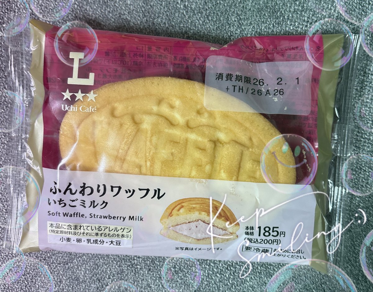 ex88j's tweet photo. ローソン
　ふんわりワッフル　いちごミルク https://t.co/NAPt1sLSPr