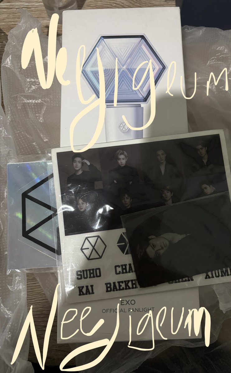 NeeJigeum's tweet photo. WTS Lightstick Exo Ver 3
- baru belum pernah dipakai
Fullset pob sehun seperti di foto
Goodcond
650k (belum adm shopee🍊) disaranin COD bekasi|| splitpay aja
Link? Dm (serius buyer only)
Tag. Wts ls exo v3 wtb Eribong fanlight jual ls exo #lightstickexo #eribong https://t.co/QDKeLuXuhg