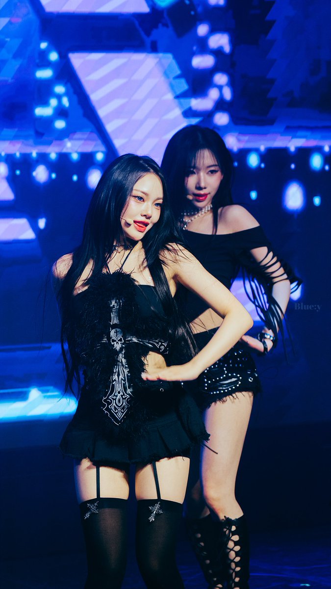 abluehye's tweet photo. 260125 CLASSy 💙
#CLASSy https://t.co/qjX3aRPd6i