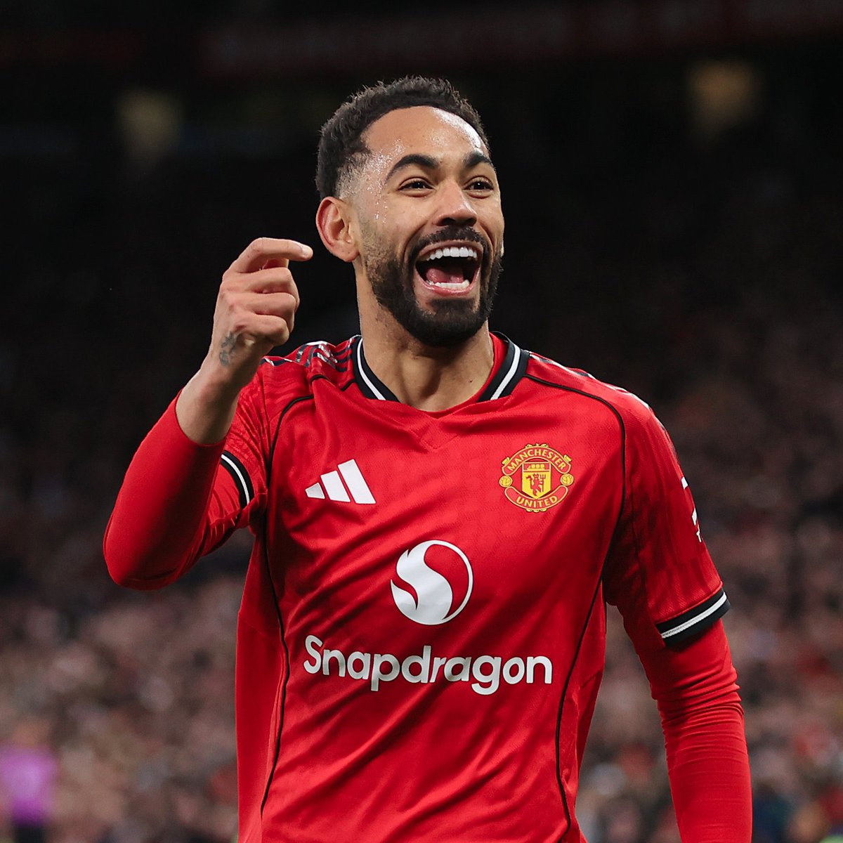 Pikachu 🐣🍂 tweet media