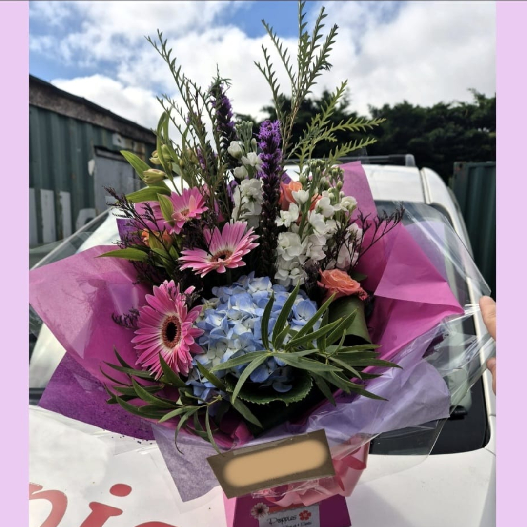 PoppiesFloristB's tweet photo. Celebrate love this Valentine's Day with exquisite floral arrangements that speak volumes. Let flowers convey your deepest feelings and make this occasion unforgettable.
#valentines #flower #flowersandflorists #florist #floral #love #gift #bournemouth #dorset #kinson  #valentineday #valentinesday #valentinesgift #valentinegift #valentinesdaygiftideas  #valentinesflower #valentinesflowers #valentinesflowerkl #valentinesflowerbox #valentinesflowers❤️ #valentinesflowers🌹 #valentinesflowerbouquet #valentinesflowersforyou #valentinesflowersph 

https://t.co/IQnwPt2dS1