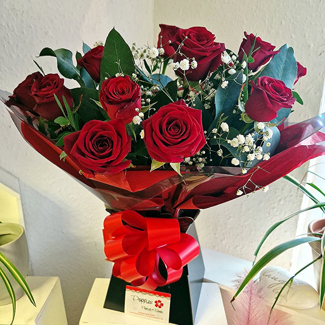 PoppiesFloristB's tweet photo. Celebrate love this Valentine's Day with exquisite floral arrangements that speak volumes. Let flowers convey your deepest feelings and make this occasion unforgettable.
#valentines #flower #flowersandflorists #florist #floral #love #gift #bournemouth #dorset #kinson  #valentineday #valentinesday #valentinesgift #valentinegift #valentinesdaygiftideas  #valentinesflower #valentinesflowers #valentinesflowerkl #valentinesflowerbox #valentinesflowers❤️ #valentinesflowers🌹 #valentinesflowerbouquet #valentinesflowersforyou #valentinesflowersph 

https://t.co/IQnwPt2dS1