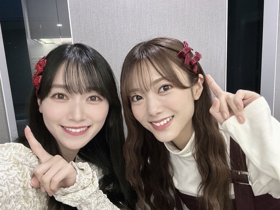 pometab's tweet photo. 守屋麗奈ちゃんと田村保乃ちゃん、本当にお顔が綺麗で万人ウケする癖がない美人って感じする https://t.co/0xkhmIVWsH