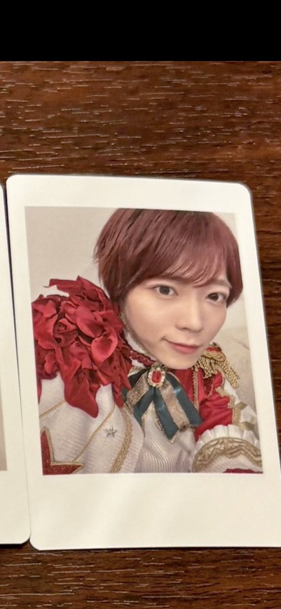 drjun___1207's tweet photo. @O1lS6 1枚定価で中野白衣装と写真のもので交換して頂けたりってできますか🥲 https://t.co/i6FK10FGhy