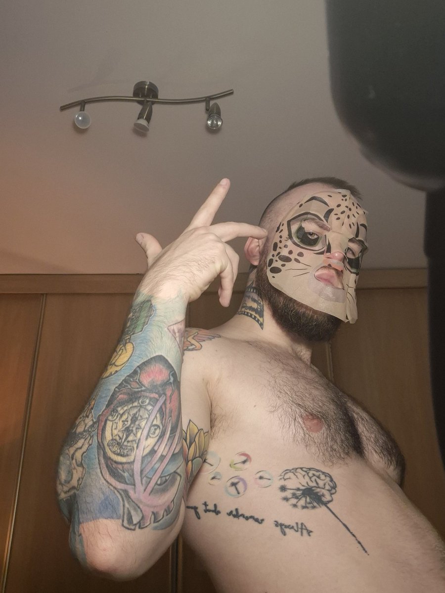 young_daddy tweet media