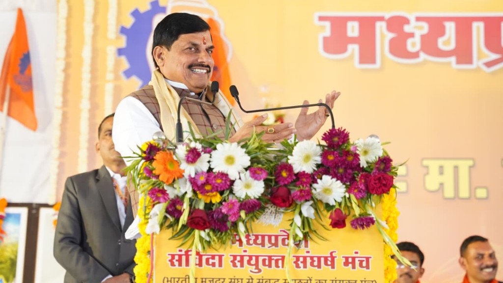 SanvidaKarmyogi's tweet photo. आपकी सहानुभूति और संवेदनशीलता ने सिद्ध कर दिया, जनहित ही आपकी सर्वोच्च प्राथमिकता है। संविदा कर्मचारियों की व्यथा सुनकर त्वरित निर्णय लेना, यही तो सच्ची जन-नेतृत्व की पहचान है। @DrMohanYadav51 🌸
समस्त संविदा परिवार एवं ई गवर्नेंस टीम की ओर से हृदय से आभार #भारतीय_मज़दूर_संघ https://t.co/XxvJOks1tp