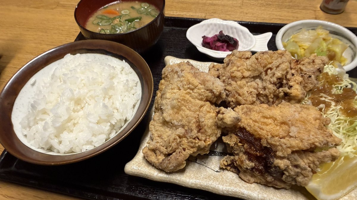 これで850円なんてこの店どうかしてる