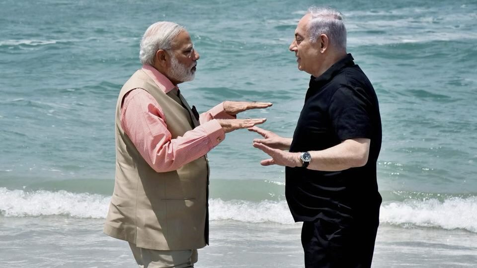 MrAMFs's tweet photo. This 2017 viral “bromance” may have been strategic theater. New #Episteme leaks allege coordinated political optics directed by #Trump. It raises serious questions about #Narendra #Modi’s integrity and whether such alignment compromised India’s strategic autonomy and sovereignty. https://t.co/tjoSRsnu87
