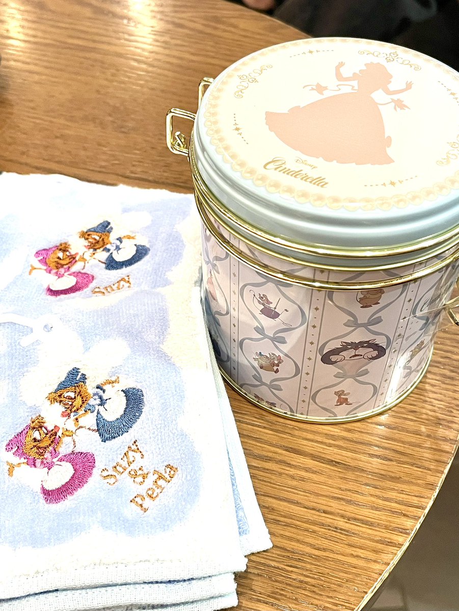 cdsp_me's tweet photo. たまたまストア寄ったら
スジパラちゃんグッズ出てる🥹
缶の柄 探したけどみんな一緒みたい https://t.co/TBSbpb6AQW