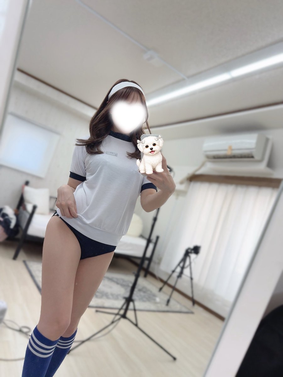 Mion6v6's tweet photo. 久しぶりのツイートになっちゃいました🥺

先日風邪を引いてしまい鼻声で
ずっと話してるみおんです🤧

はやく春が来ないかなぁ🌸 https://t.co/YLyQrHIXKn