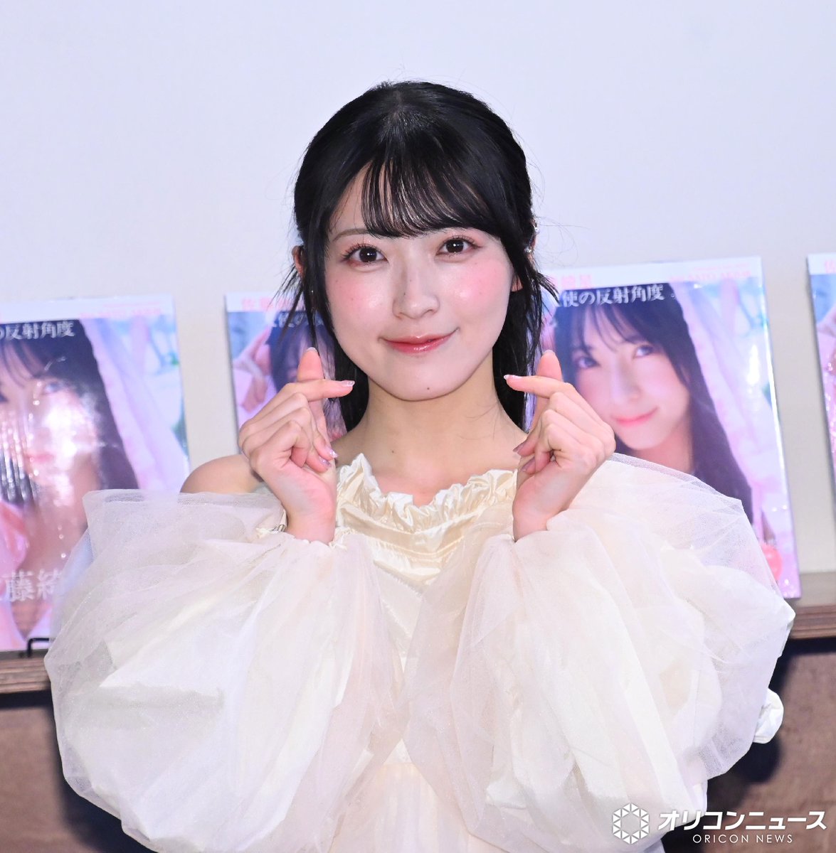 佐藤綺星1st写真集『天使の反射角度』【公式】 (@AKB48airibook