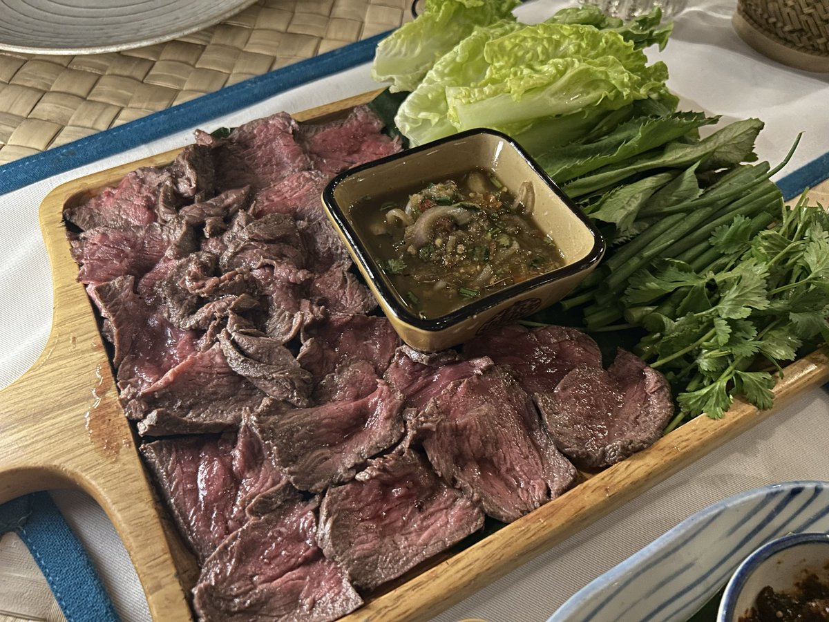 Orgasm689's tweet image. มากินเนื้อย่างแซบๆกันนะ ทุกคน 🍺😜