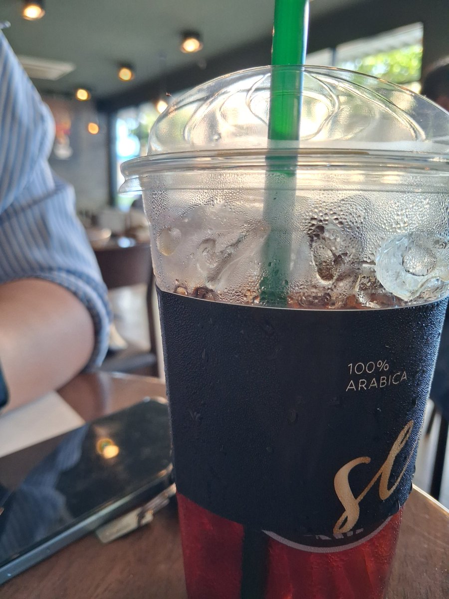 ขับรถจากกรุงเทพ.มาชลบุรีเพื่อ...มากินกาแฟ อเมซอล...เพื๊ออออออ
#คู่แท้แลก #คู่แท้ไไม่แลก. คู่นัดดื่มกาแฟทำความรู้จักกันได้ครับ